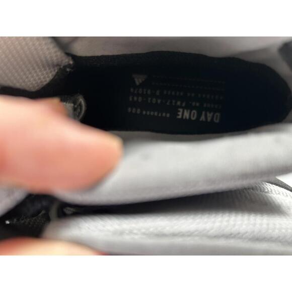 ADIDAS DAY ONE ULTIMATE BOOT Mens Streetwear Outdoor Rugged Performance SZ 9.5